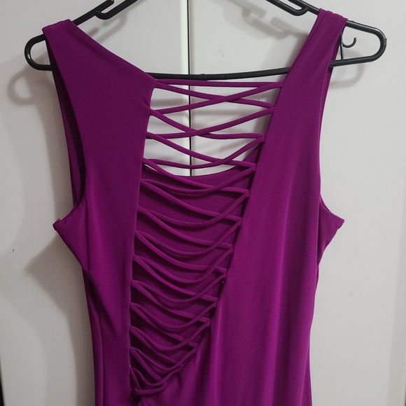 Dress - Picture 3 of 4